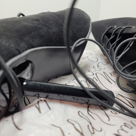 Wild Pair Witchy Black Suede Shoes 8M - Picture 7 of 10